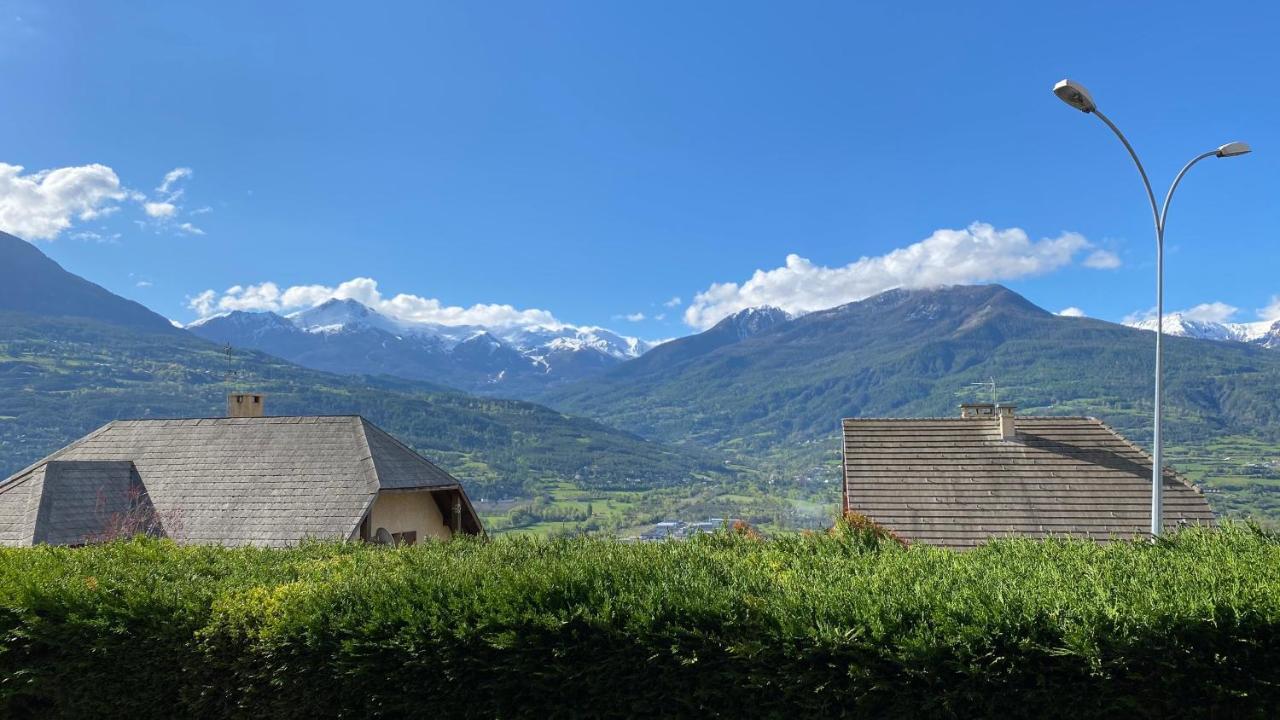 Embrun - Appartement 4/6 Personnes Avec Exterieurs المظهر الخارجي الصورة